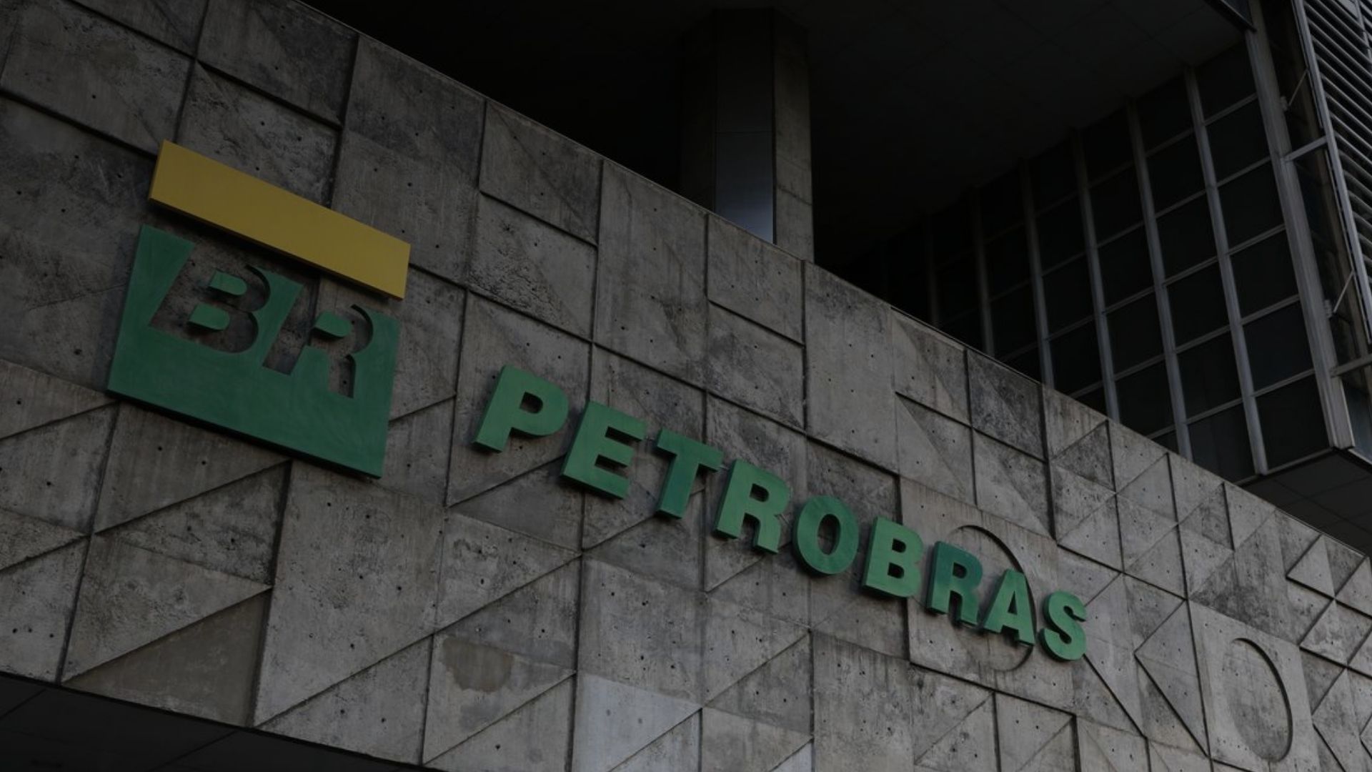 PETR3 e PETR4: quais são as diferenças entre as ações da Petrobras?