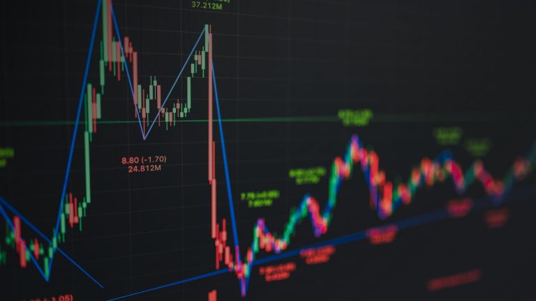 Copom: taxa Selic cai para 10,50% ao ano