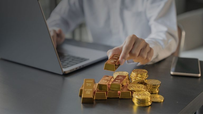 Como investir em ouro: um dos melhores investimentos de 2025