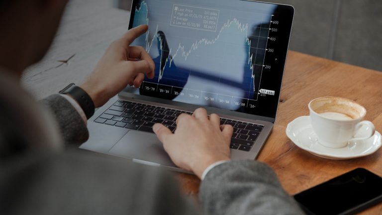 LCI e LCA em 2026: ainda vale mais a pena do que o Tesouro Selic?